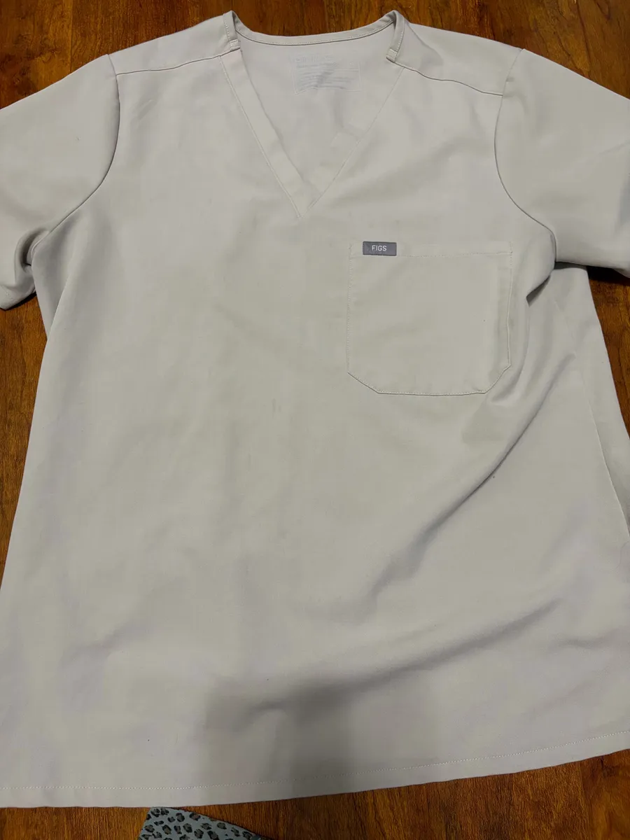 FIGS Set Scrubs