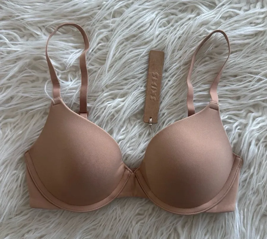 Skims Fits Everybody T-shirt Bra Ochre Size 30C