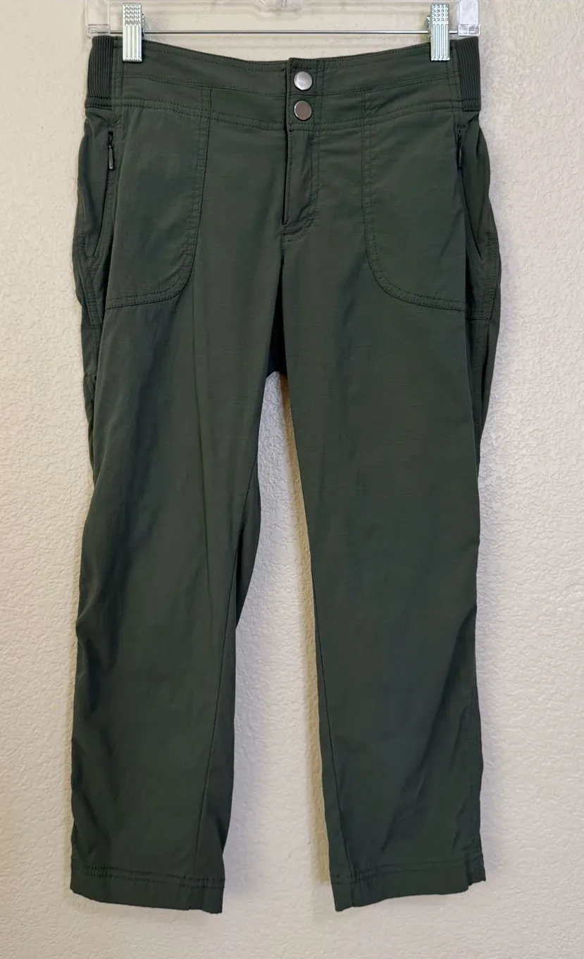 Athleta Jasper Green Hiking Stretch Trekkie Capri Pants, Sz Small