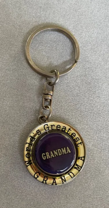 Women's World's Greatest Grandma Keychain One Size Gold