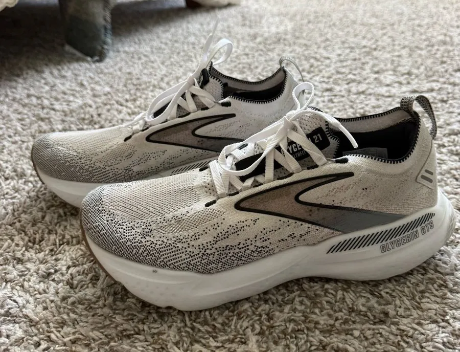 Brooks Glycerin StealthFit GTS 21 White Size 10