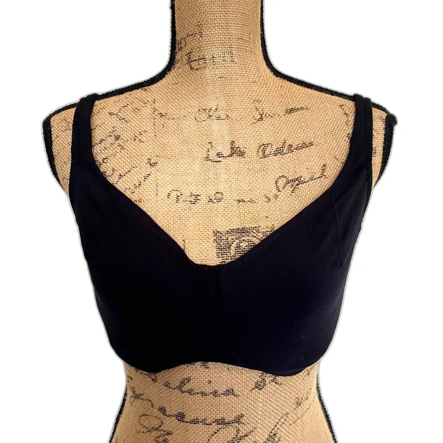 Frederick's of Hollywood Basic Black Bra Tactel Nylon Size 34DD (34E)