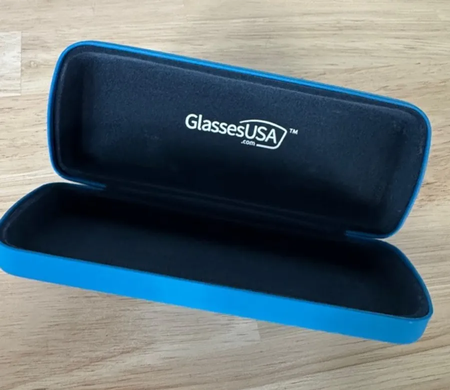 Eyeglasses case. Teal / aqua.
Glasses USA NWOT Blue