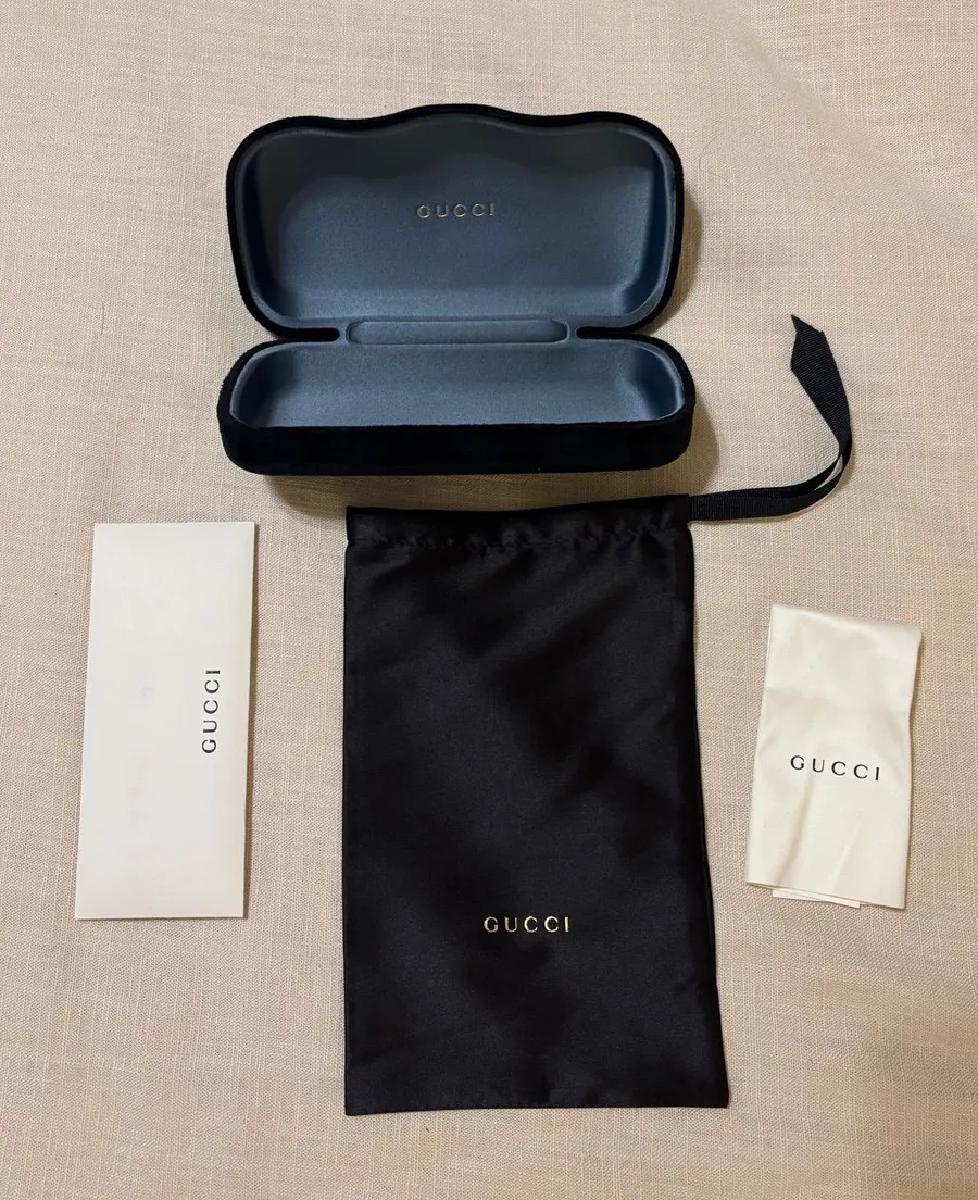 Gucci Black Velvet Sunglasses Case