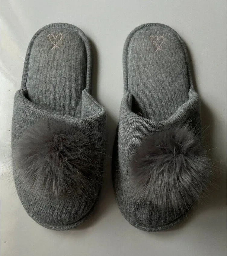 Victoria's Secret Women’s Pom-Pom Slippers size L