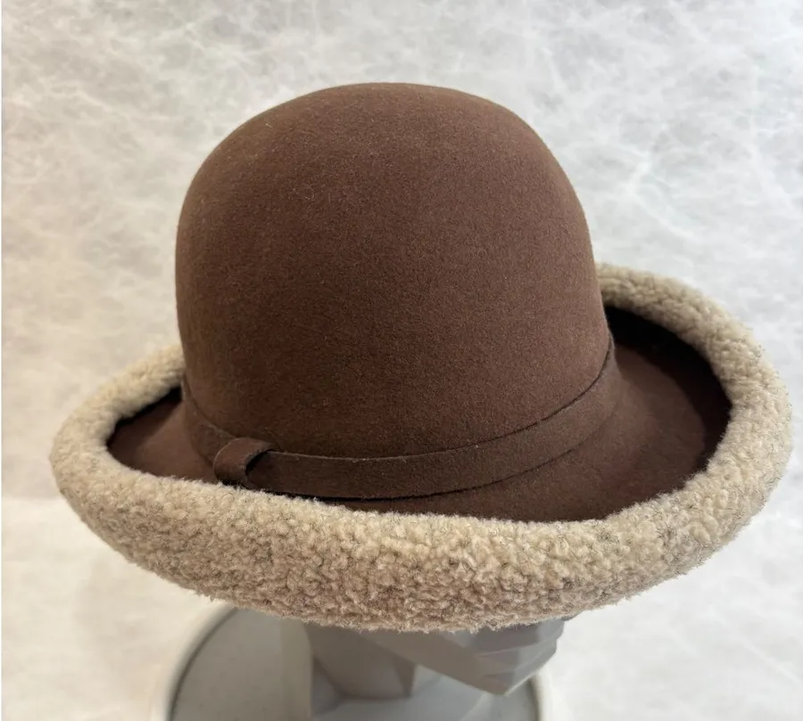 Hat Attack New York Brown 100% Wool Cloche Hat Cream Sherpa Faux Fur Brim USA