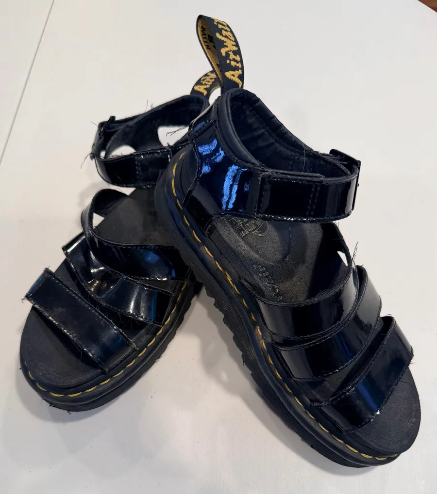 Dr. Martens | Ladies Blaire sandals. Size: 6