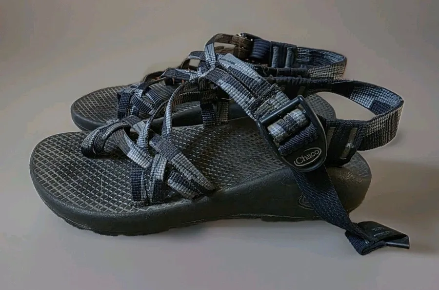 Chaco ZX2 Classic Eitherway Navy Women Size 6 Strappy Double Webbing Gorpcore
