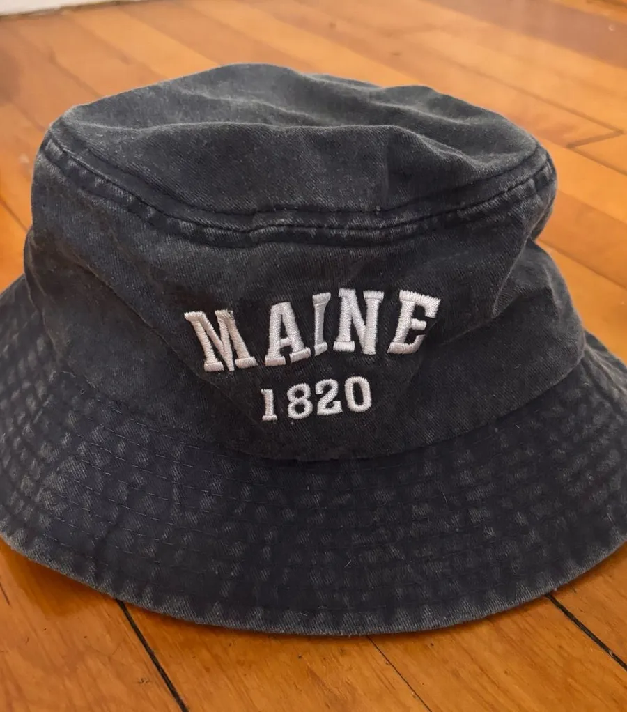 Maine 1820 Embroidered Washed Bucket Hat White
