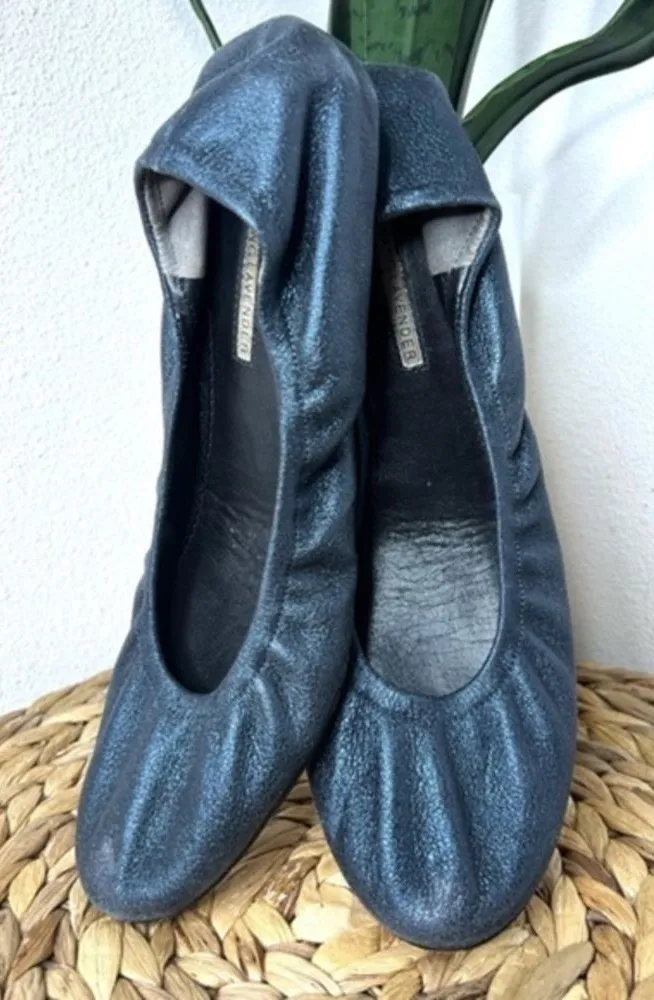Vera Wang Ballet Flats shoes Lavender Label Metallic Leather Blue Size 10