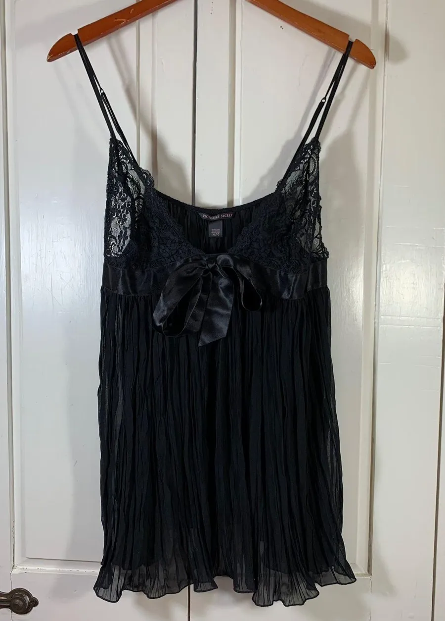 Victoria's Secret Black Lace Pleated Babydoll Chemise XL 186982-093 Festival Bow