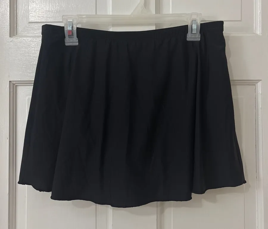 Miraclesuit Swim Skirt Women 14 Black Nylon Spandex Classic Tummy Control Skort