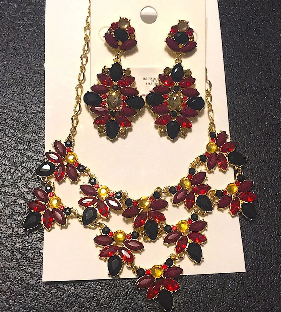 Faceted Stone Statement Necklace Set Black