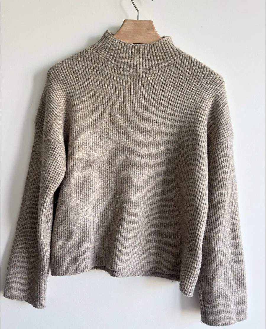 Abercrombie & Fitch XS Ribbed Mock Neck Sweater Taupe Brown Wool Blend Oversized