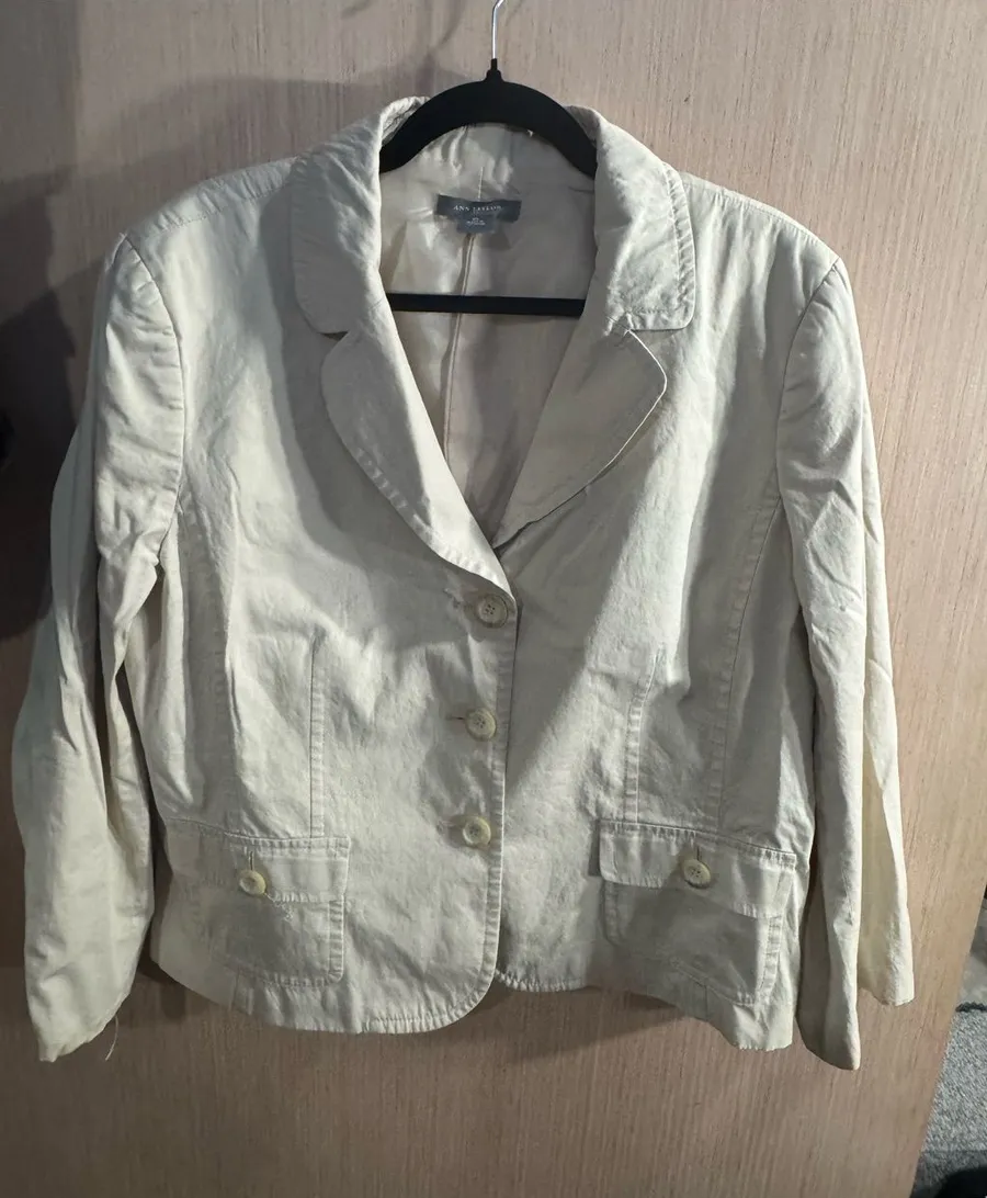 Women’s Ann Taylor Cream Button Front Casual Blazer Jacket Size 18