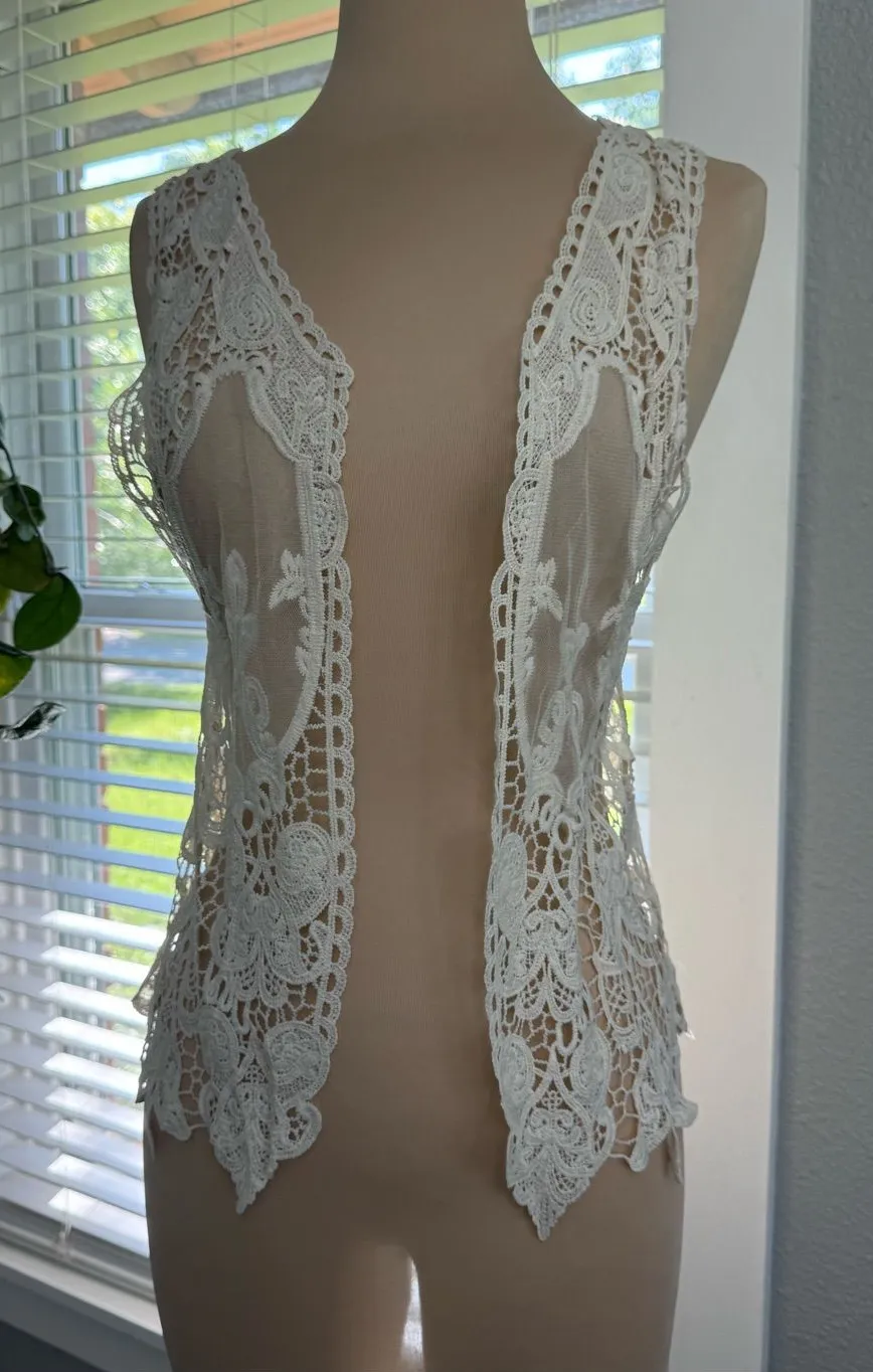 Floral Crochet Lace Vest Juniors Size Medium