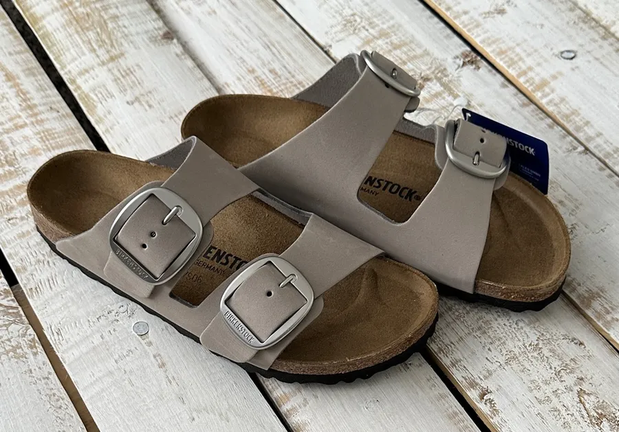 Birkenstock Women’s Arizona Big Buckle Sandal Size 39 Stone Coin New NWT