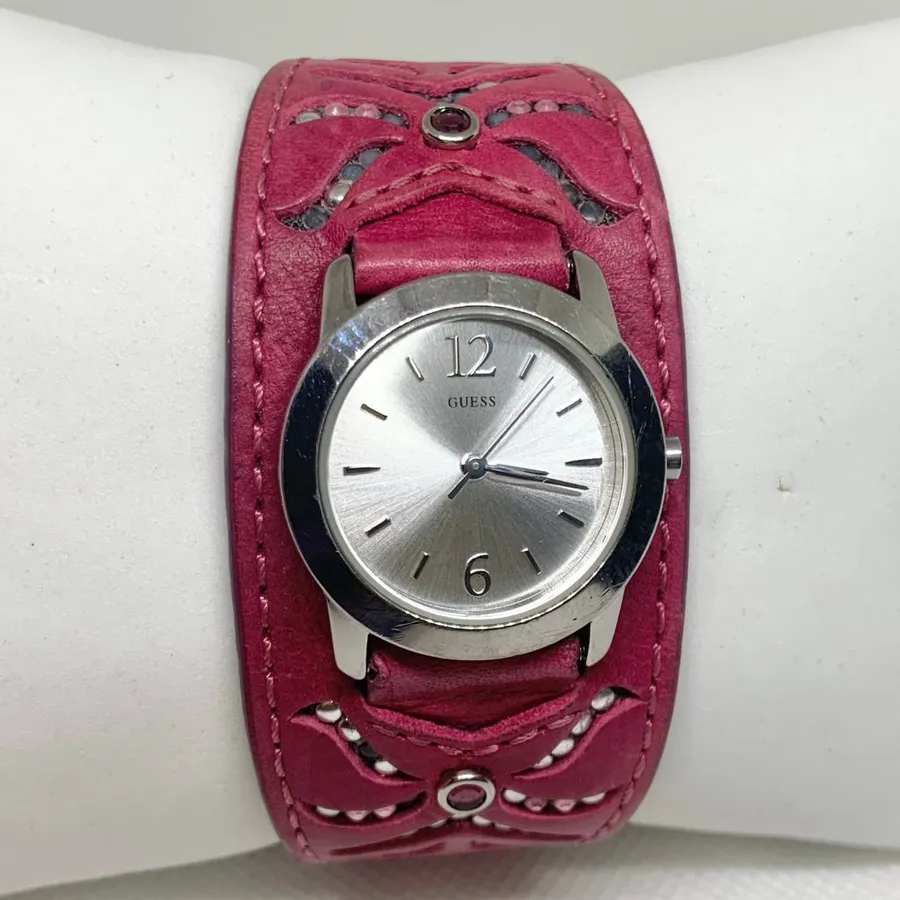 Guess women’s Quartz analog watch silver tone 28mm pink wide leather running