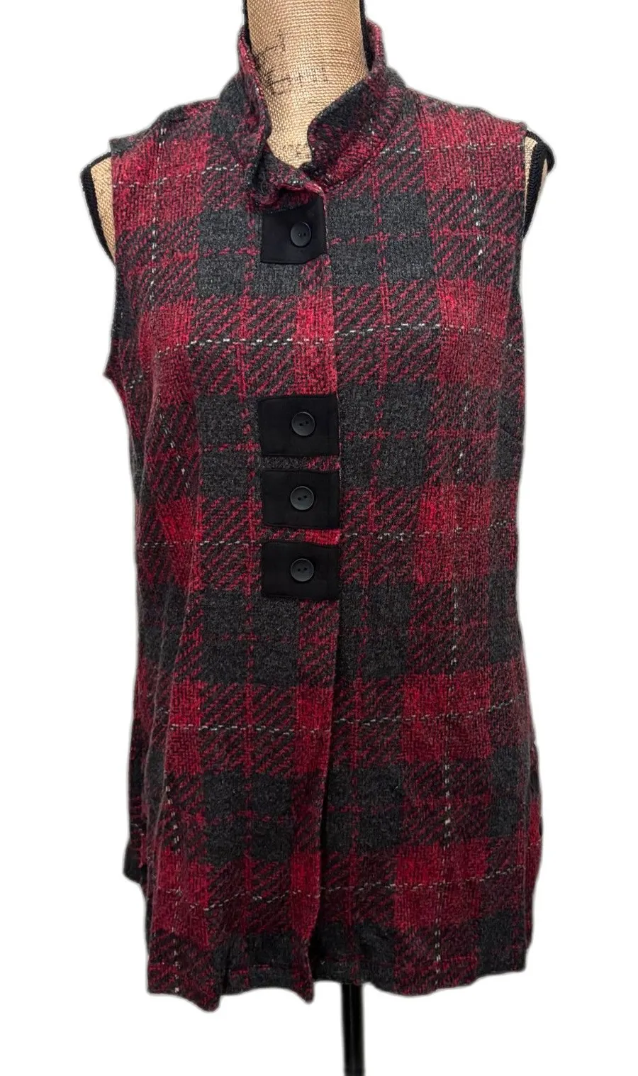 John Mark Button Front Knit Vest Red Gray Plaid Fall Lagenlook Size Small