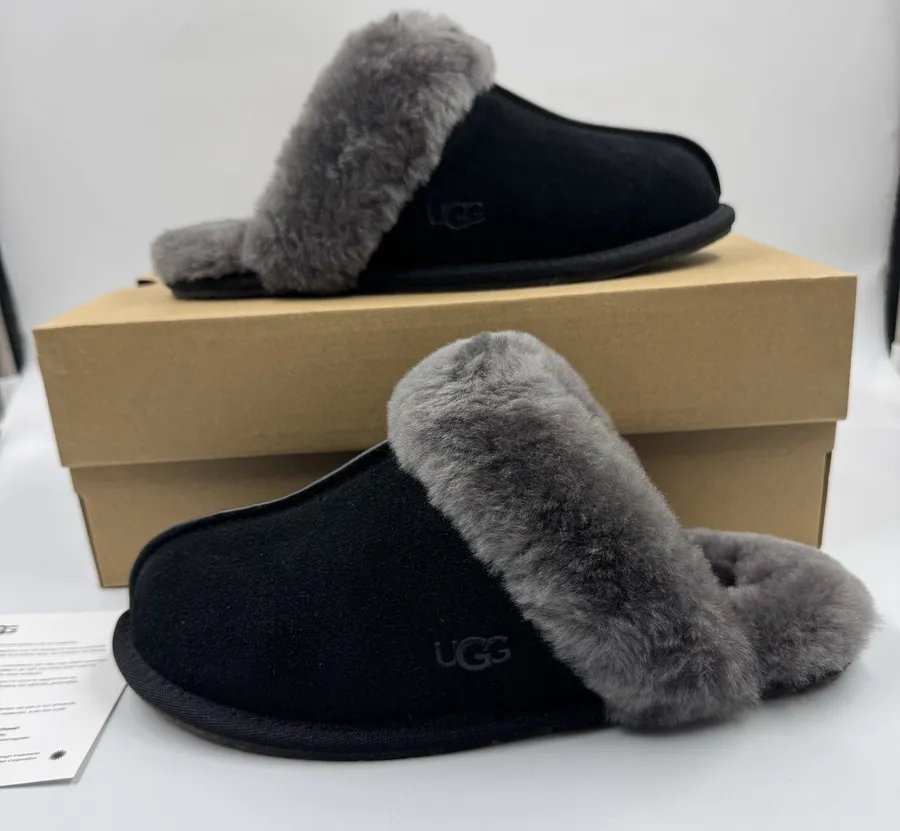 Ugg Australia Women’s Scuffette II Slippers Suede Black/Grey Size 7 New With Box