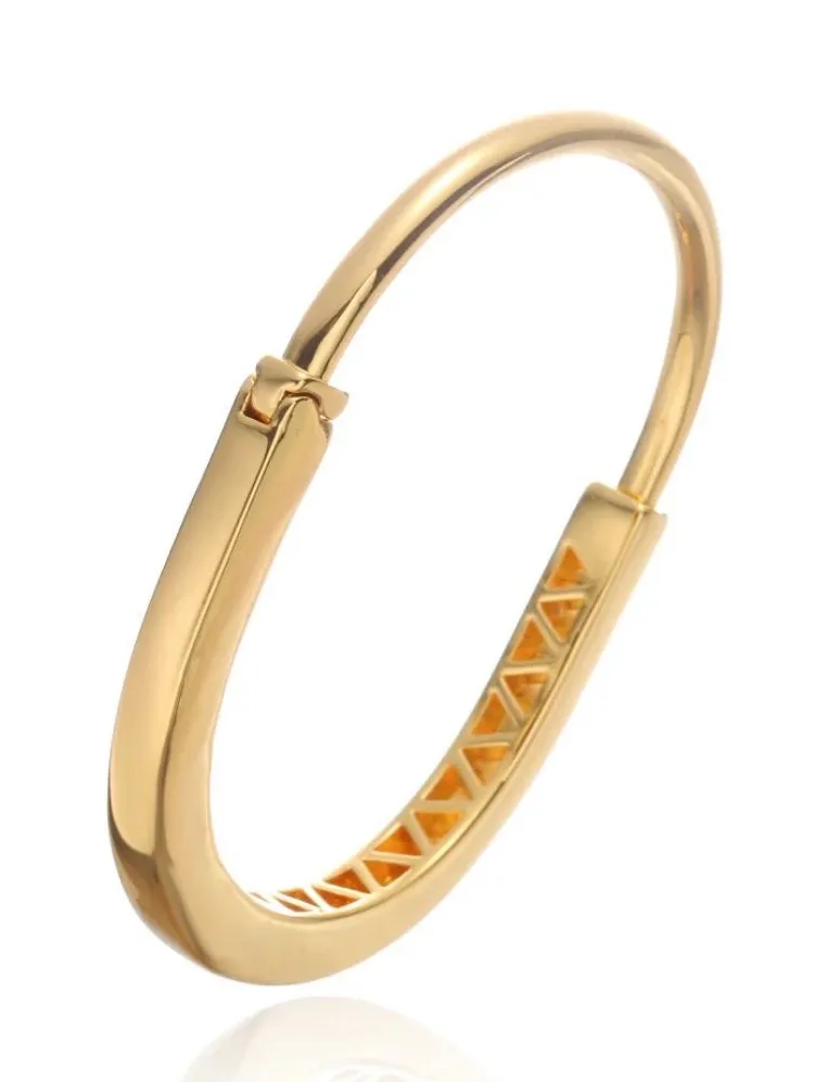 Eternal Chic Lock Design Signature Bangle Gold