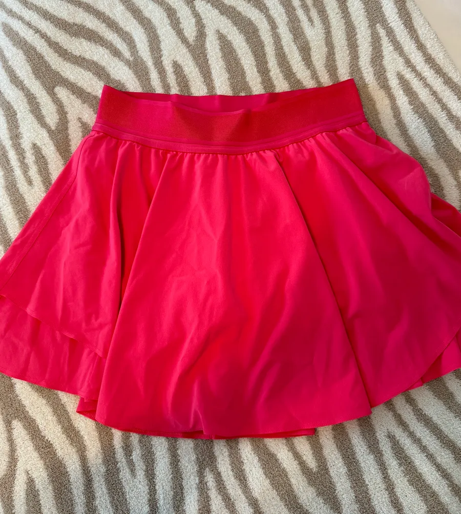 Court Rival High-Rise Tennis Skirt