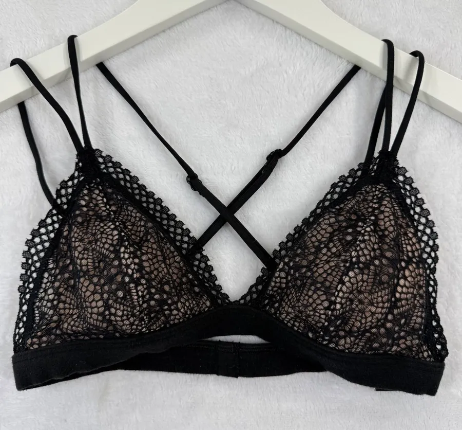 Victoria's Secret Black Lace Strappy Back Bralette XS Unlined Wireless