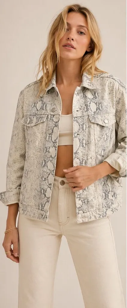 πβ¨ Free People Snakeskin Print Denim Jacket Size Sβ β¨π