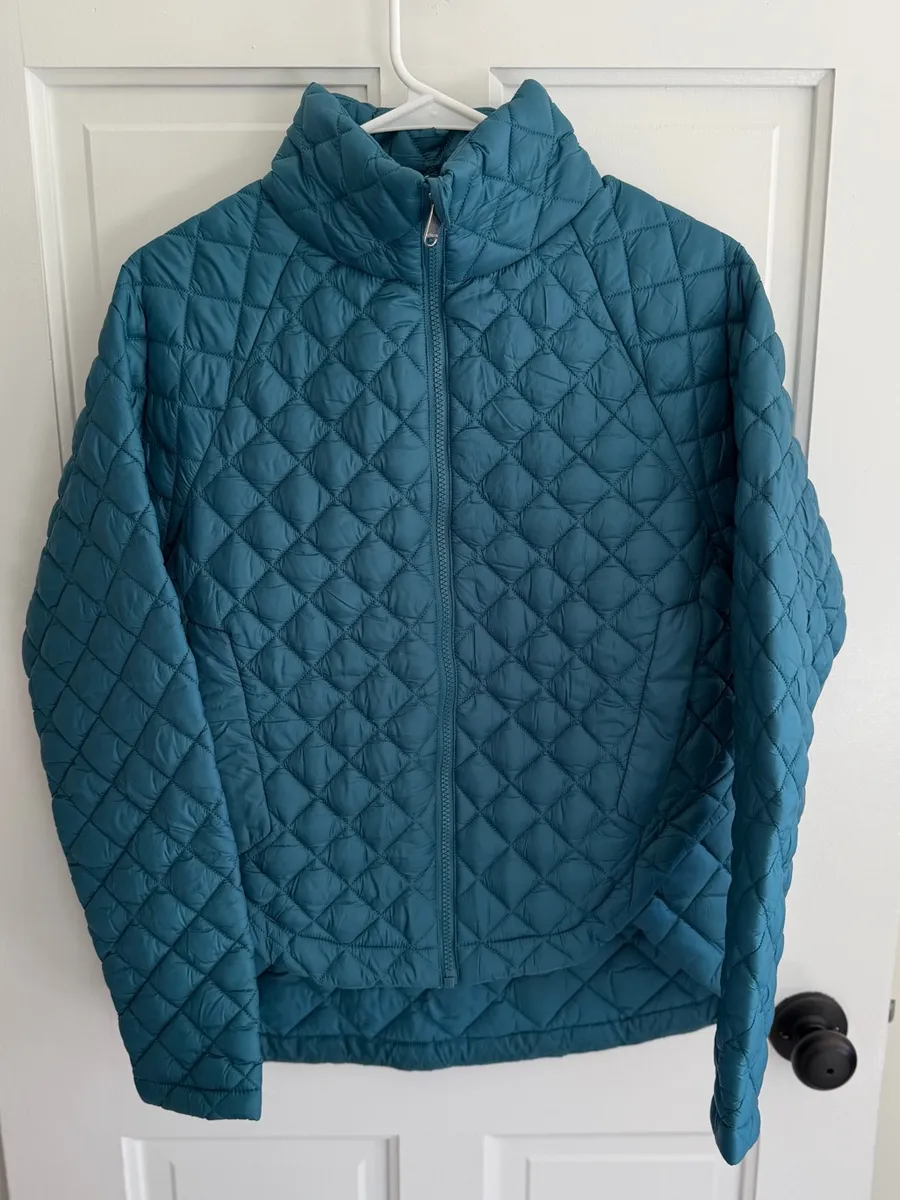 Athleta Whisper Featherless Quilted Jacket Teal XS Lightweight Full Zip
