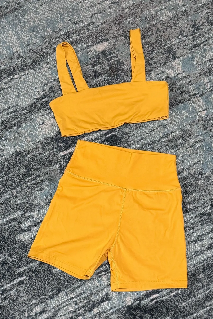 Daily Drills Set GO! Lawson Bra & GO! Shortie Shorts XS S Honey Gold
