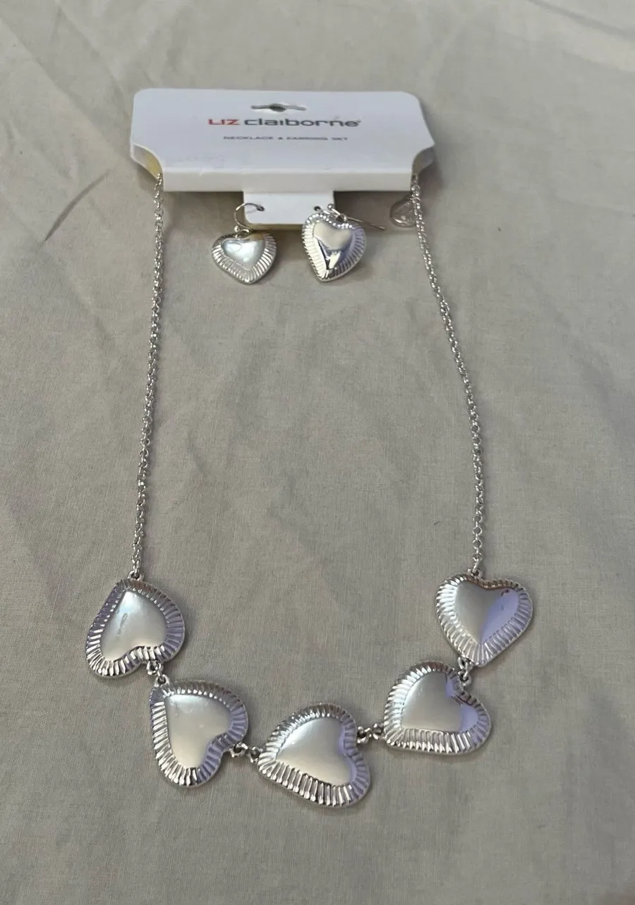New With Tags Liz Claiborne Heart Necklace + Earrings