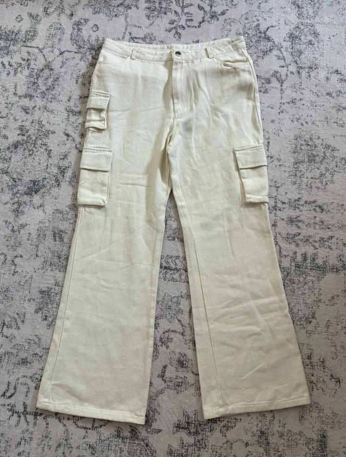 Altar'd State Gina Cargo Pant Cream Size Large 100% Cotton Straight Leg Utility