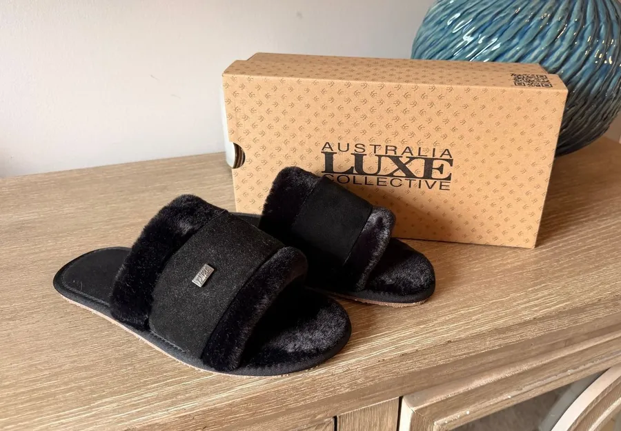 Australia Luxe Collective Mucho Slide Slippers Womens Black Size 9