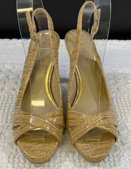 Lauren Ralph Lauren Women's Cream Shoes/Heels Sz 7.5M SKU 4760