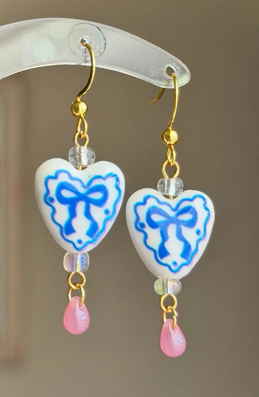 Handmade cottage fairy whimsy style heart ribbon dangle earrings🎀🩵