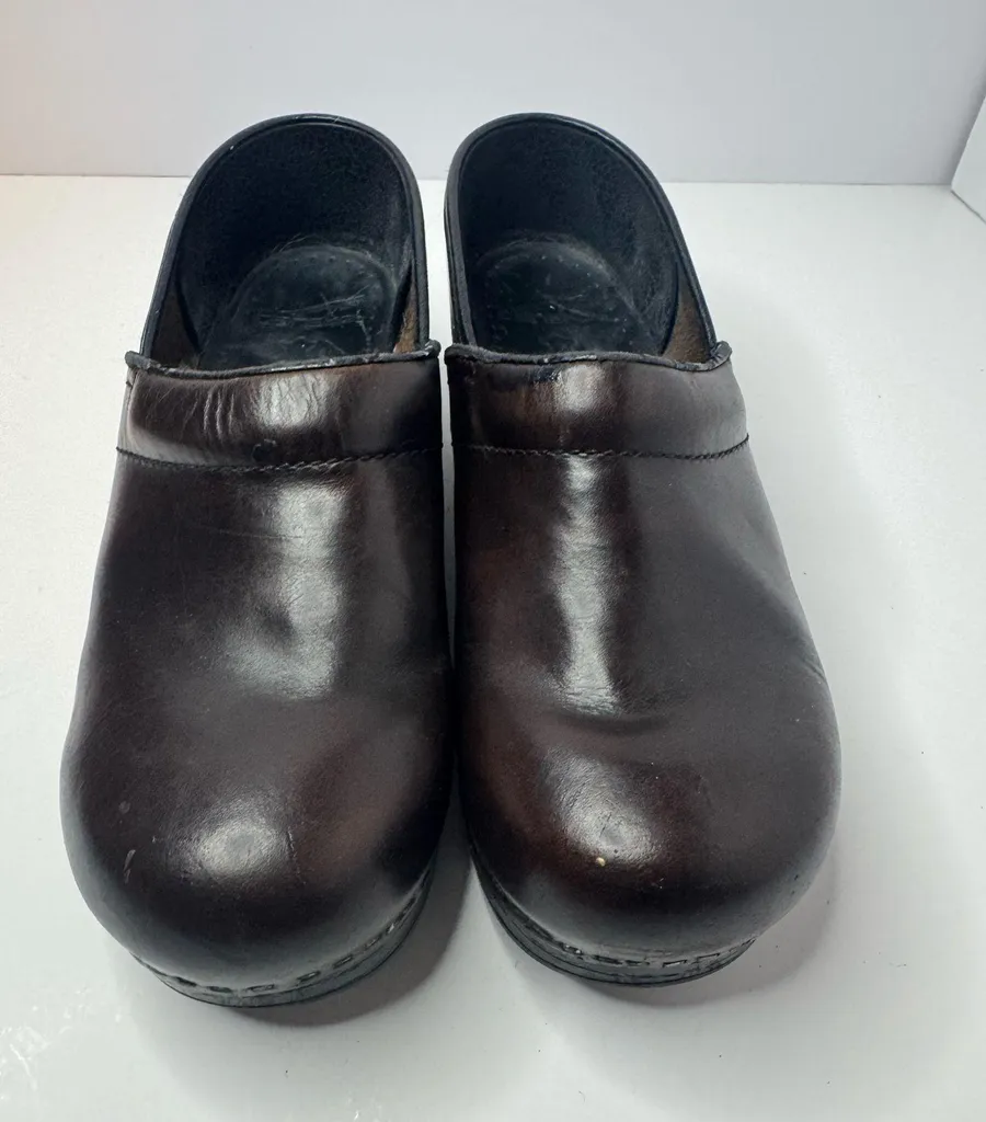 Dansko Brown Leather Professional Clogs Size EU38
