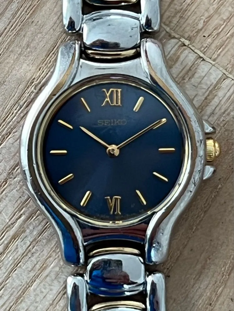 Seiko Vintage Ladies Watch Blue Dial Two-Tone Bracelet Gold-Tone Markers Hands