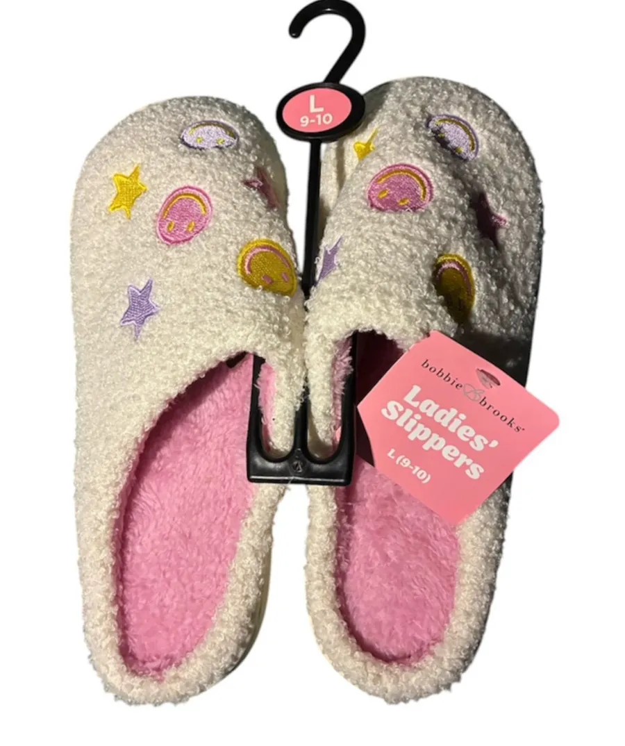 NWT Bobbie Brooks Cream White with Star and Smile Embroidery Ladies Slippers Pink Size undefined