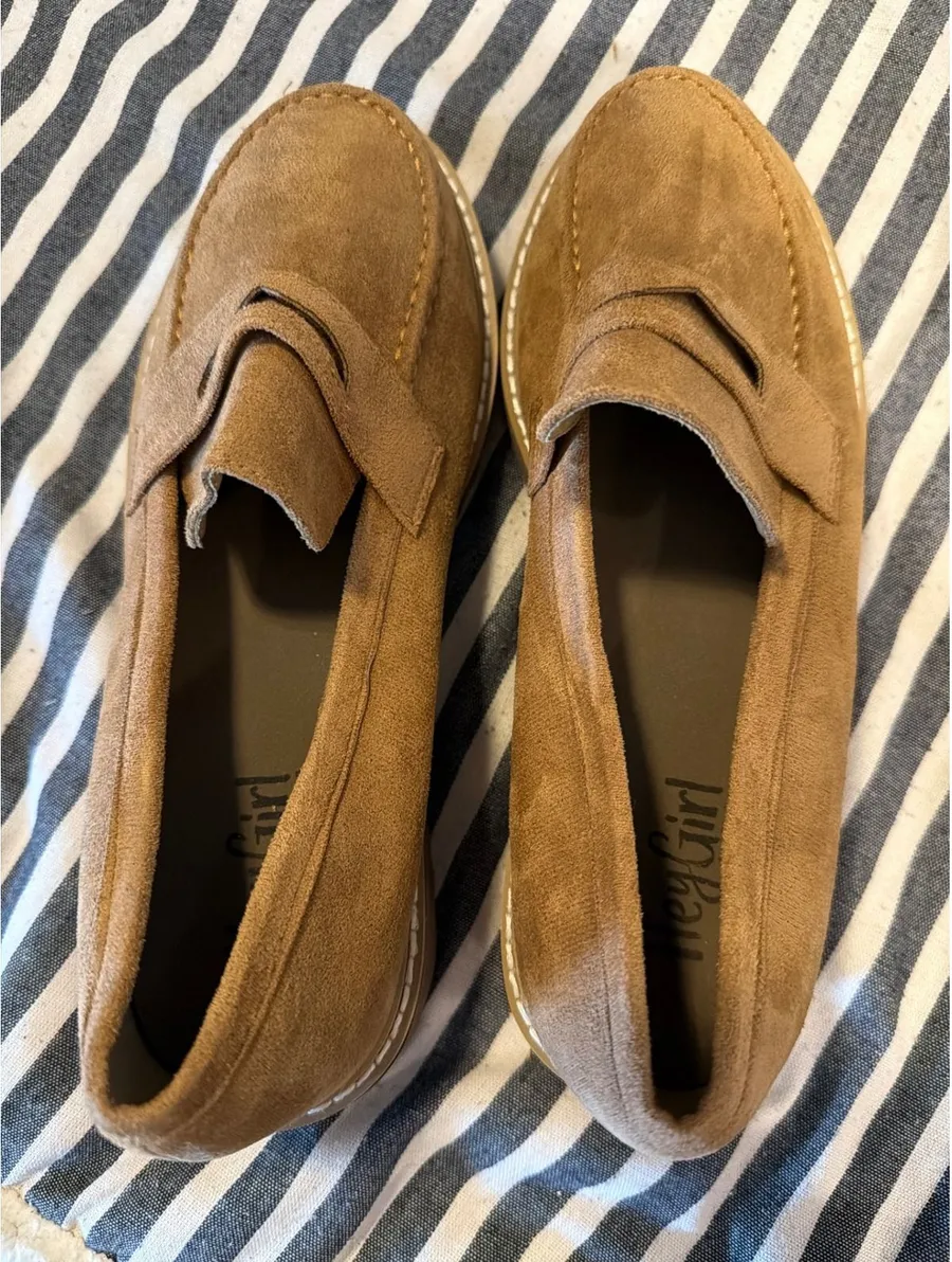 Hey Girl by Corkys Womens Tan Faux Suede Lug Sole Penny Loafers Size 9
