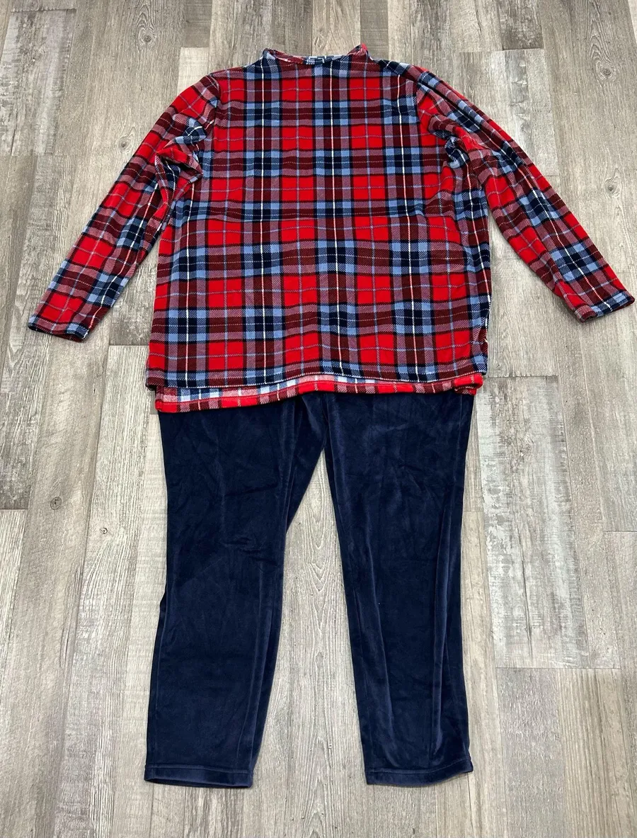 Lands’ End Velvet Pajama Set