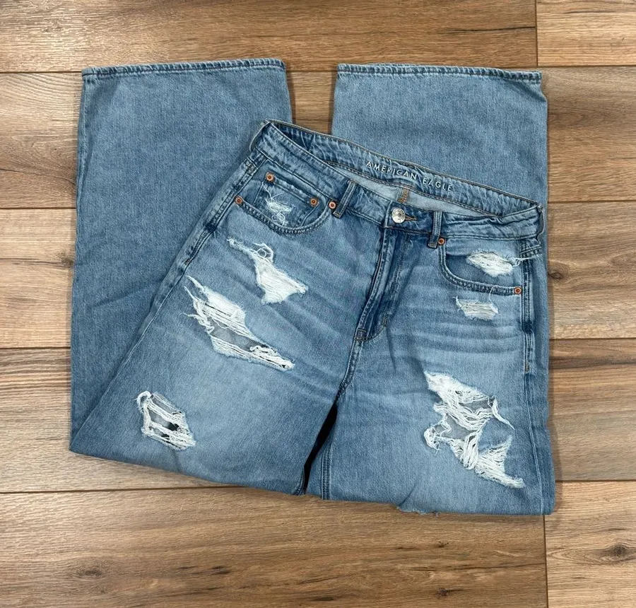 AMERICAN EAGLE Casual Distressed High-rise Wide Leg Skater Jeans | Size 10 Short