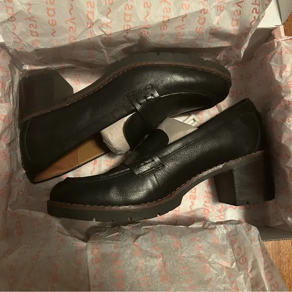 Black Leather Women's Loafers