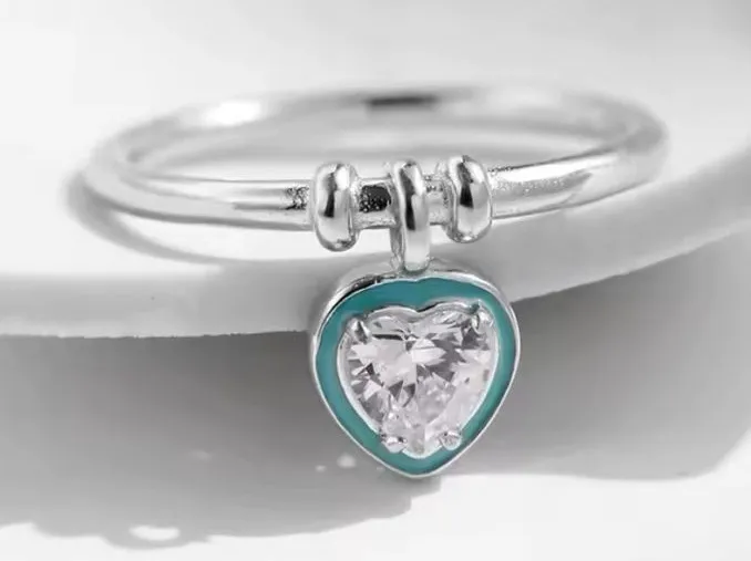 NEW Platinum Plated S925 Simulated Diamond Teal Heart Charm Ring, Size 6