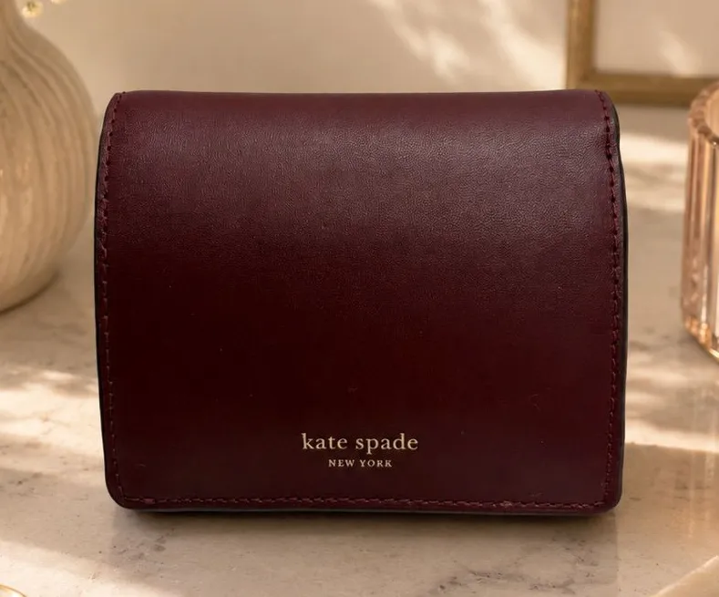 Kate Spade New York Nadine Bifold Wallet Merlot Maroon Leather Classic EUC