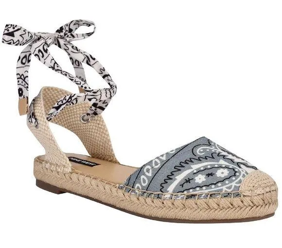 NWOT Nine West Mage Blue Bandana Tie Up Espadrille