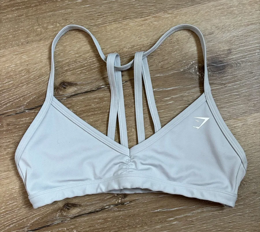 Gymshark Minimal Halterneck Sports Bra Light Grey