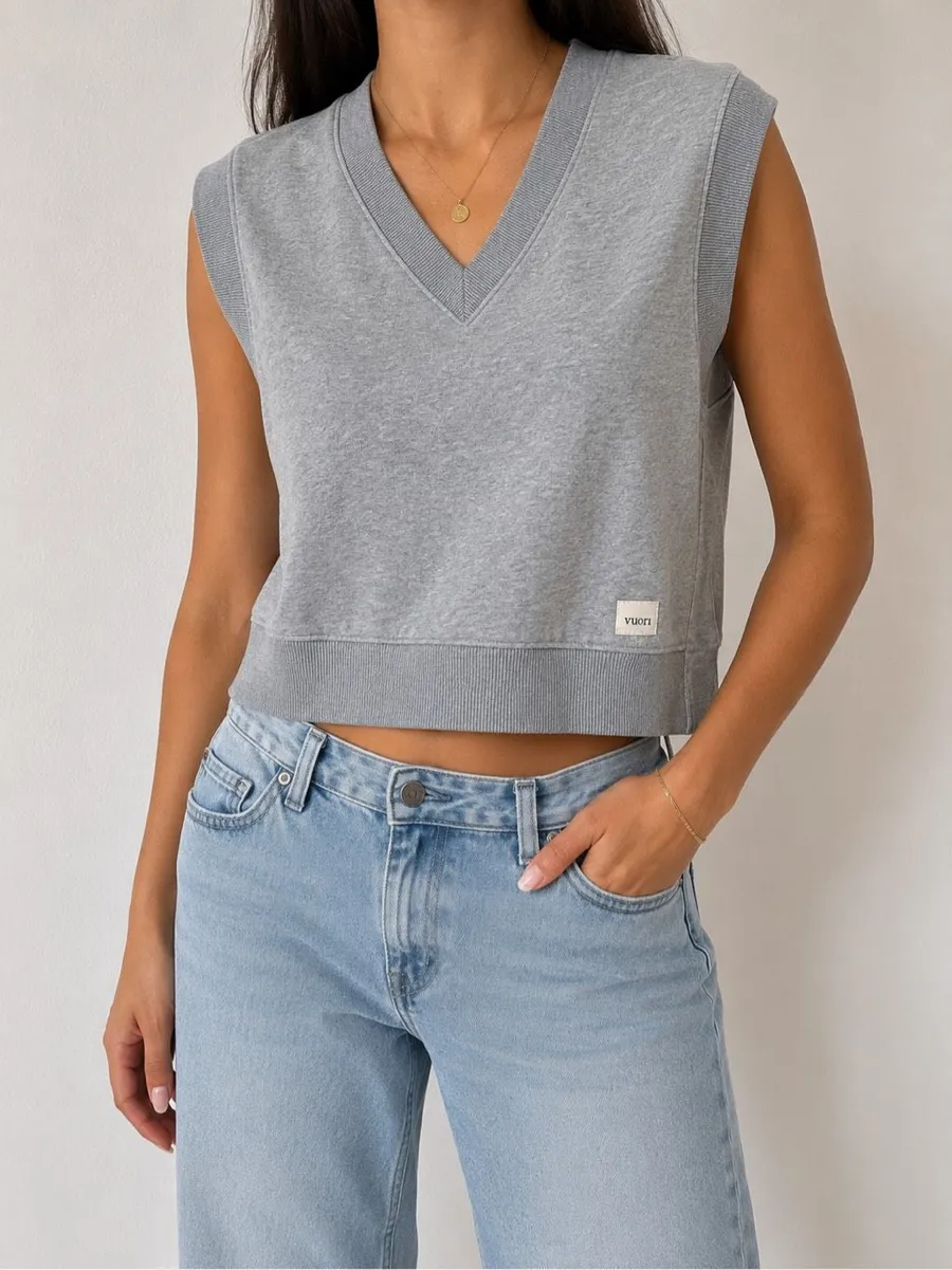 Vuori Sleeveless Sweatshirt Vest Gray V-Neck Pullover Athleisure Size S