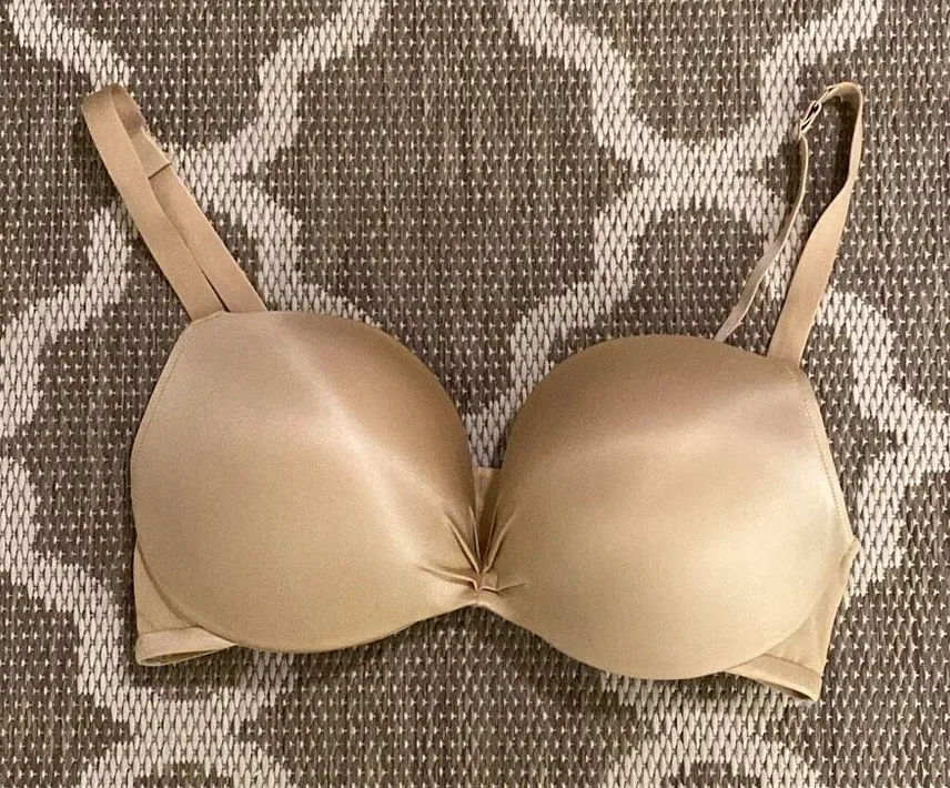 Cacique bra size 38DDD