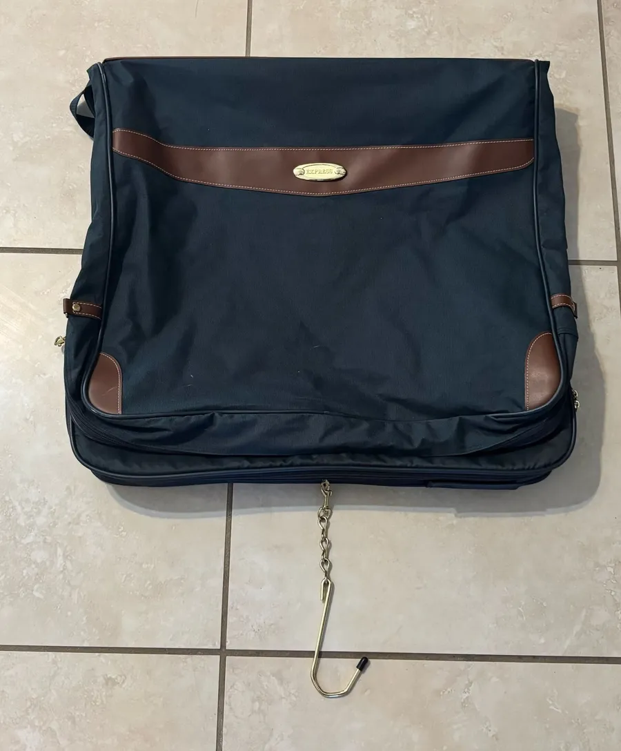 Express 23”Suit Garments Travel Bag Hanging Carry On Garments Suit Blue