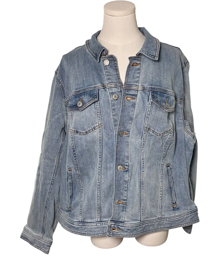 Talbots Plus 2X Denim Trucker Jacket Light Wash Stretch Cotton Classic